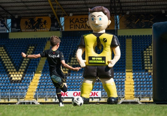 Luchtkussen huren | NAC Stropdas Schieten | Jump Express