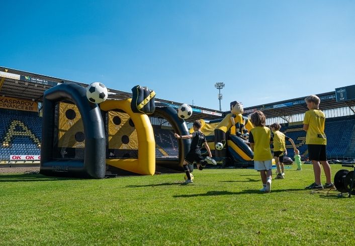 NAC Punten duel XL | Luchtkussen Huren | Jump Express